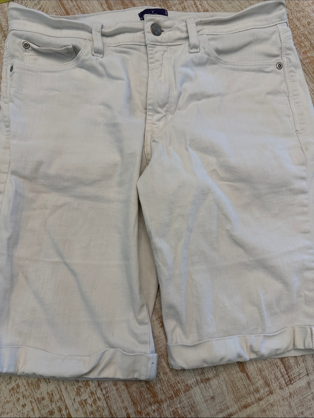 Women’s NYDJ White Cotton Blend Shorts